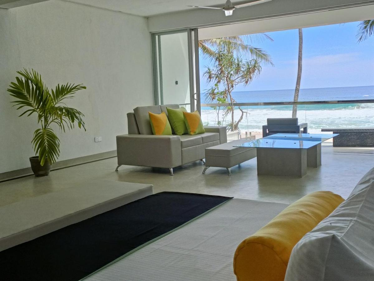 Josan Villa With A Glorious Beach And Sea View Habaraduwa Central Esterno foto