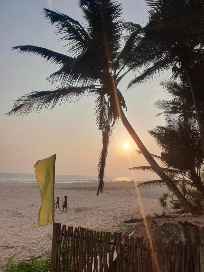 Josan Villa With A Glorious Beach And Sea View Habaraduwa Central Esterno foto