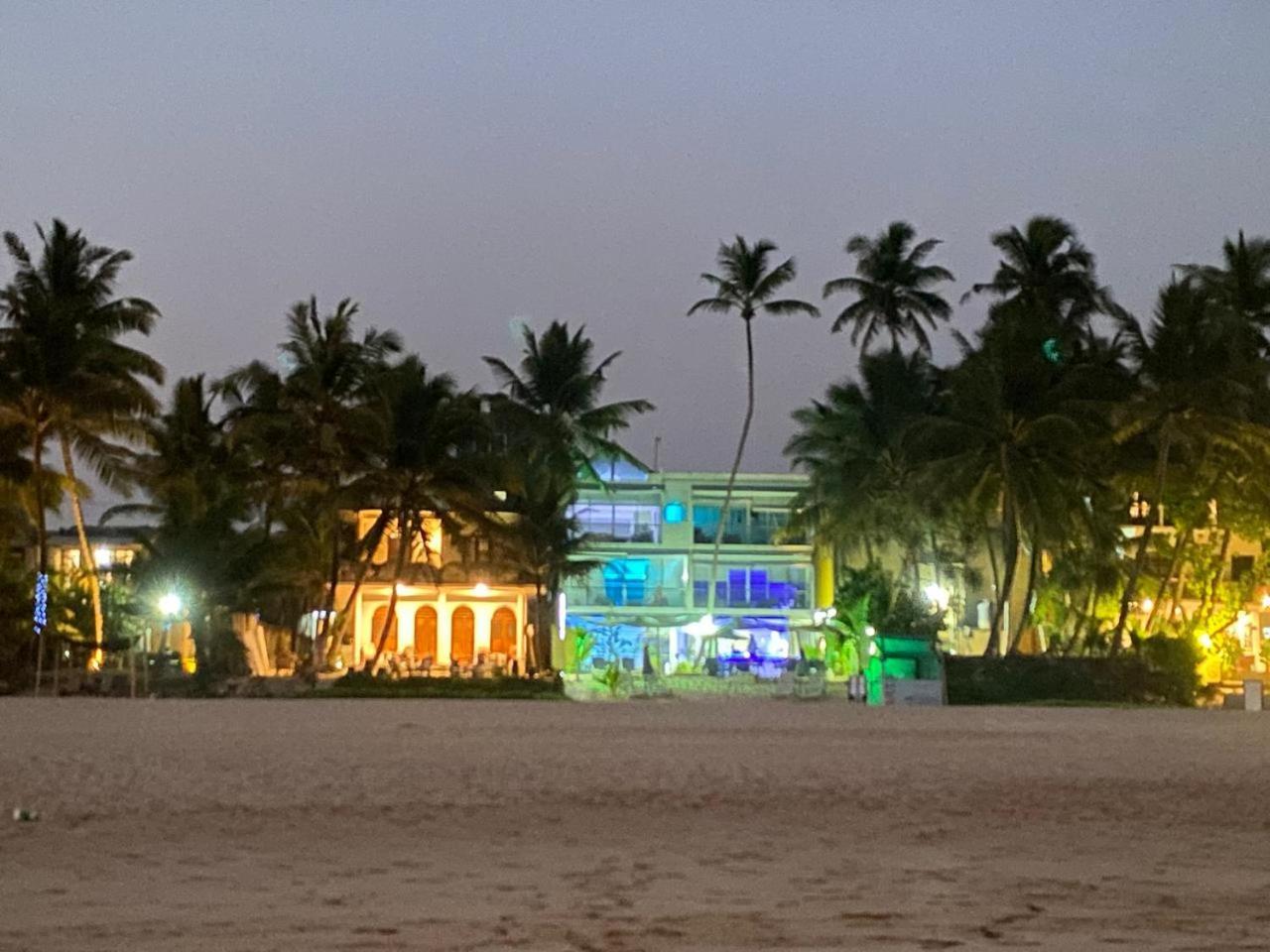 Josan Villa With A Glorious Beach And Sea View Habaraduwa Central Esterno foto