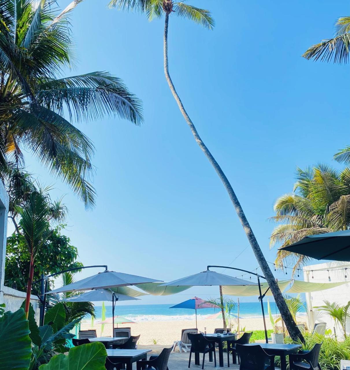 Josan Villa With A Glorious Beach And Sea View Habaraduwa Central Esterno foto